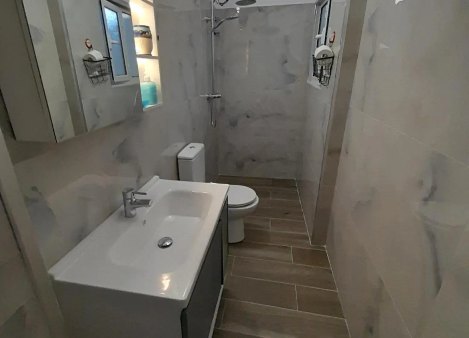Iris Apartaments Sarande 0*,  Albania