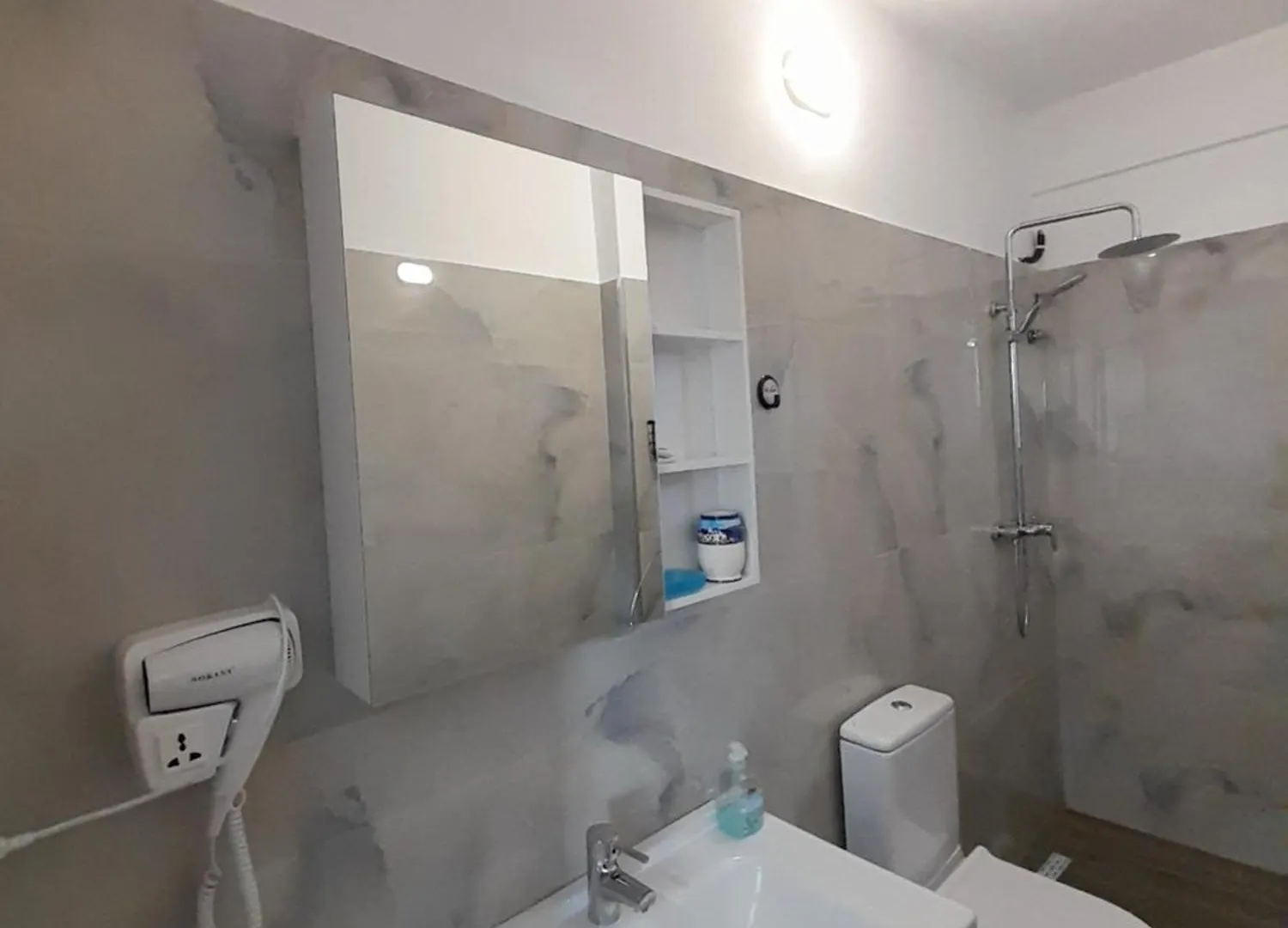 Iris Apartaments Sarande